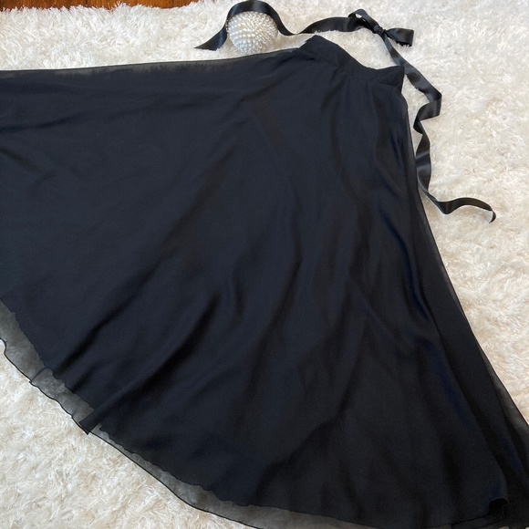 🥂 OMELAS BLACK MAXI BEAUTY NWT - Picture 3 of 11